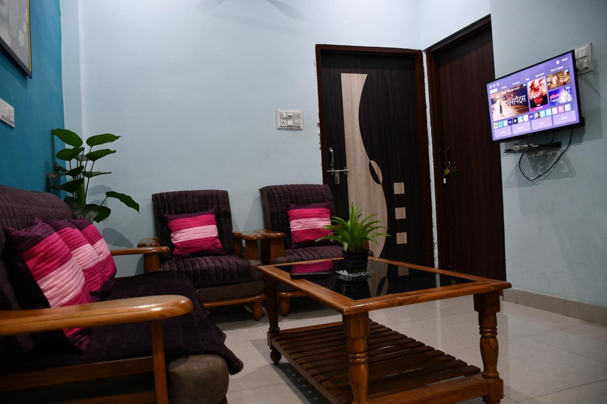 Indra Apartment Varanasi Exterior photo