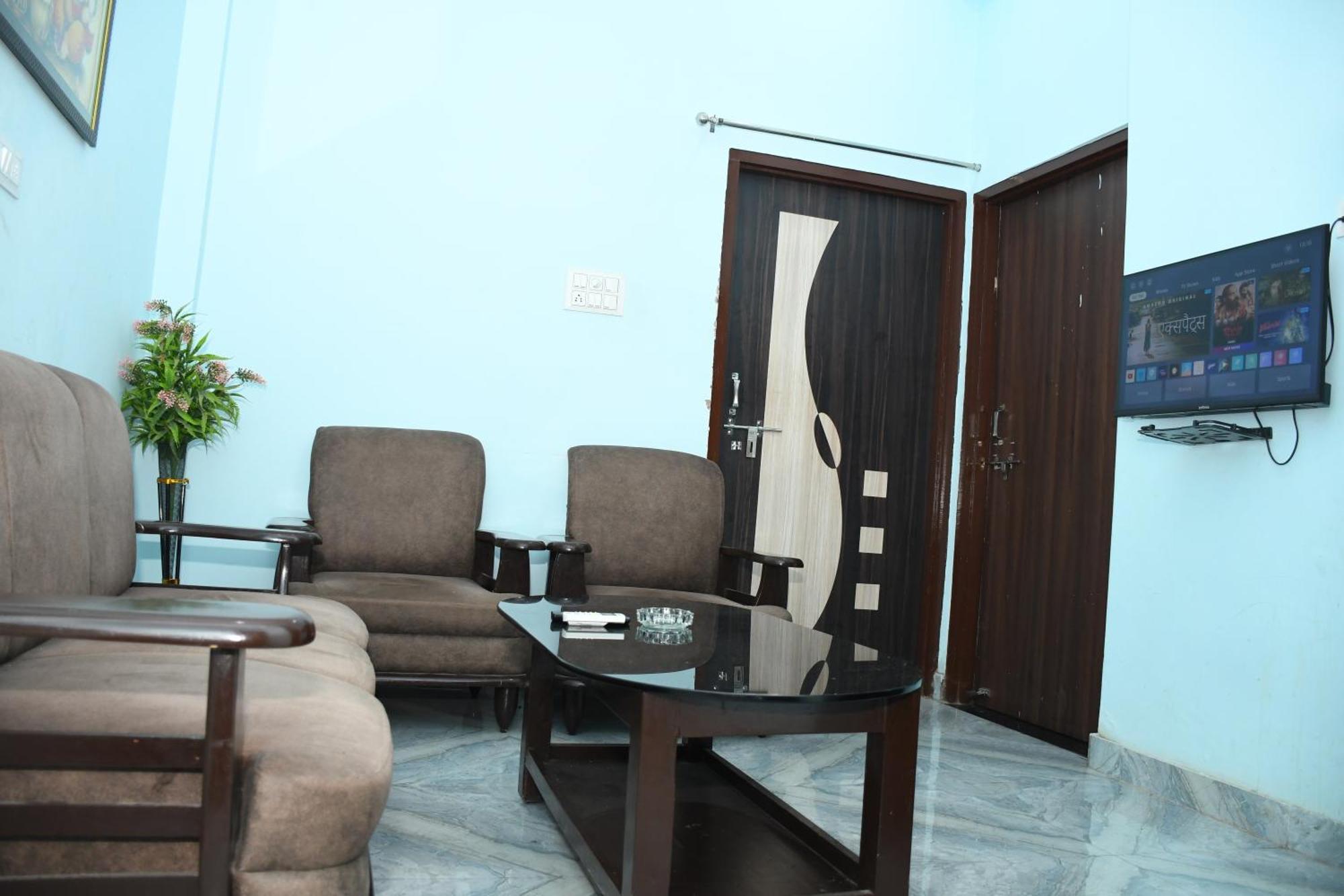 Indra Apartment Varanasi Exterior photo