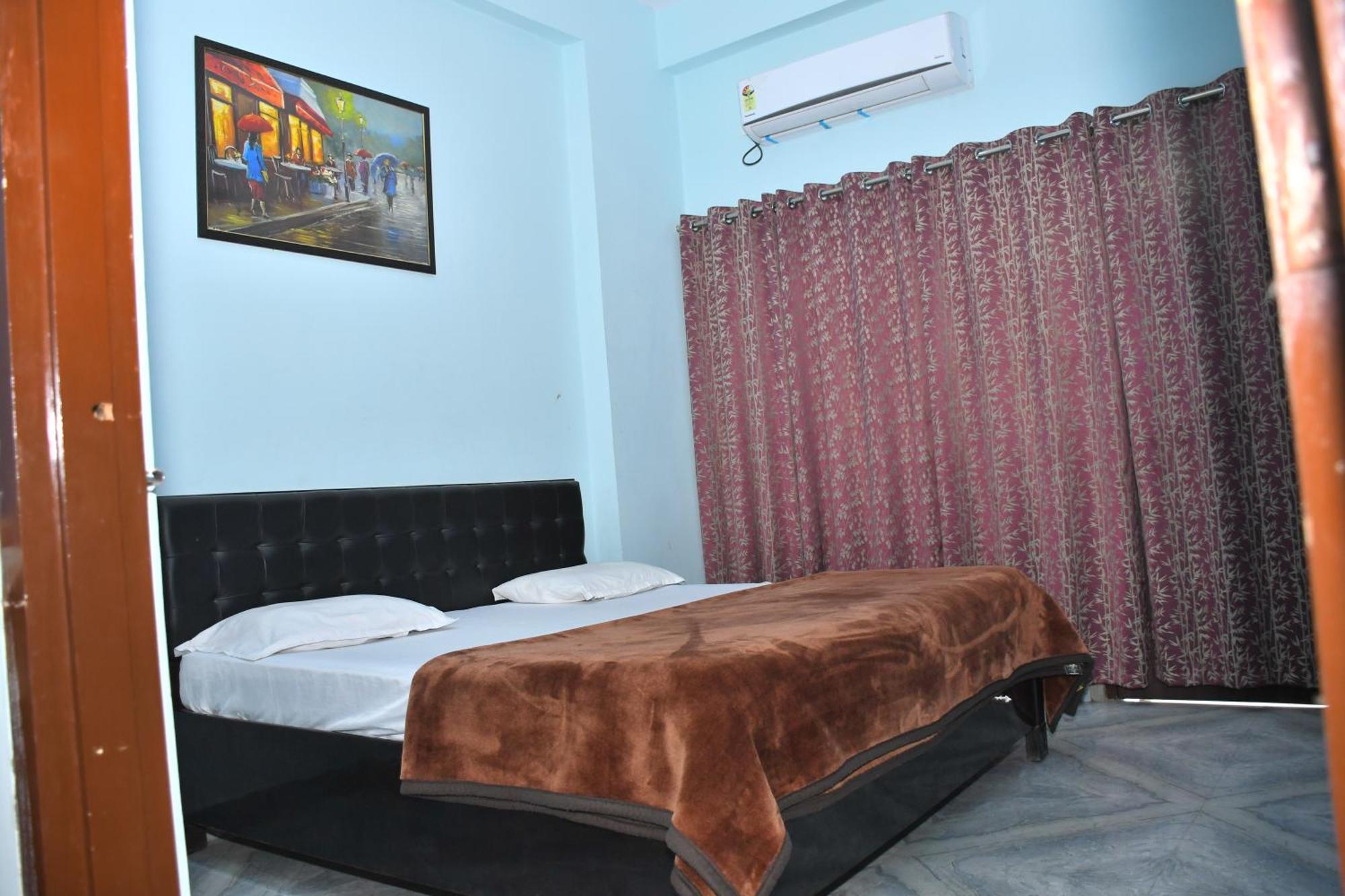 Indra Apartment Varanasi Exterior photo